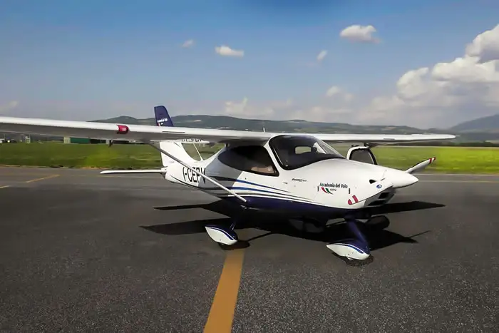 Tecnam P8000